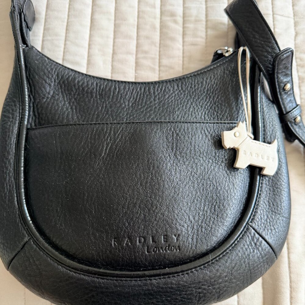 Radley London Black Pebbled Leather Shoulder Bag Crossbody Medium Zip Top